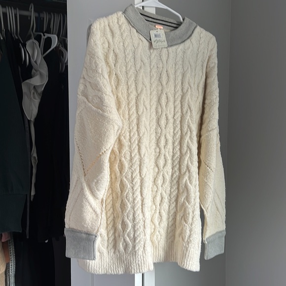Free People Oversized Boyfriend Knit Sweater, NWT - Picture 1 of 6